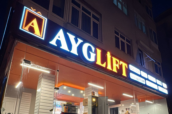 Aygün Özçelik: İstanbul’un Dinamik İş Dünyasında Asansör Sektörüne Güvenin Yeni Adı AYGLİFT