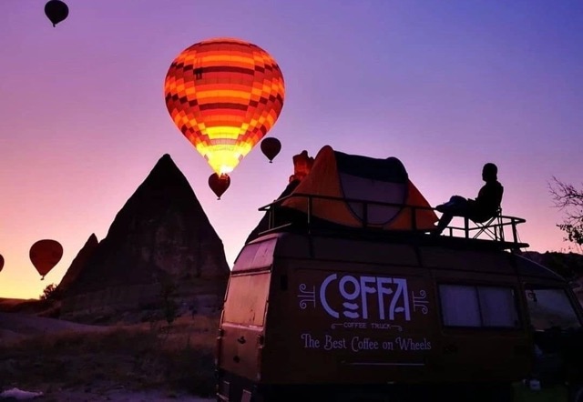 İbrahim Erkarakaş Eski Bir Minibüsten Yeni Bir Hikâye Yazdı: Sokakta Başlayan Kahve Girişimi